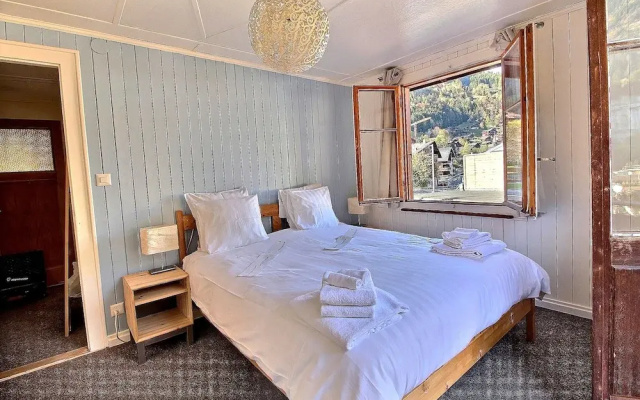 Marmottes - Spacious Apartment of 4.5 Rooms Located Near the Palladium