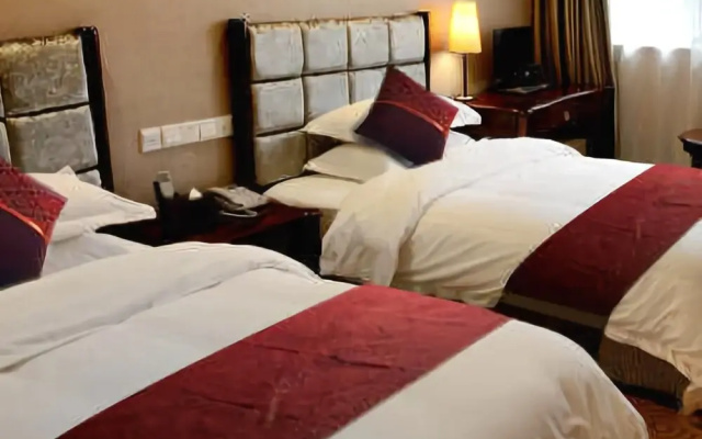 Taibei Holiday Hotel