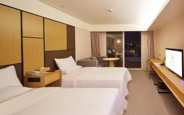 Ji Hoel Shanghai Hongqiao Airport Huqing Ping Expressway