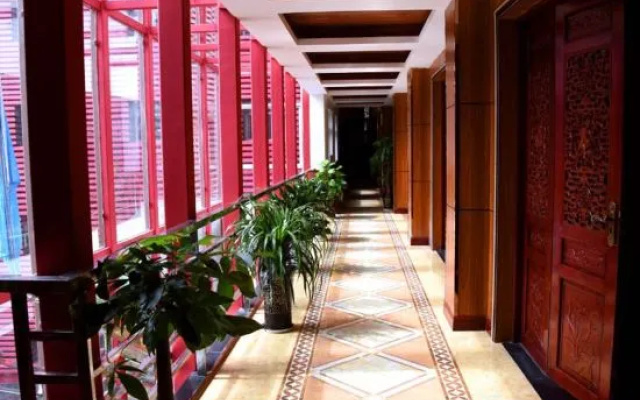 Phoenix Hotel
