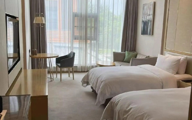 Begonia Hotel