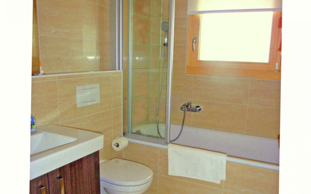 Lavish Holiday Home in Heremence With Balcony