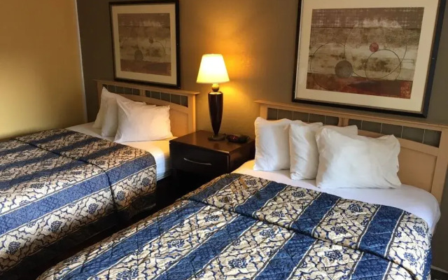 Red Carpet Inn & Suites - Albany Airport