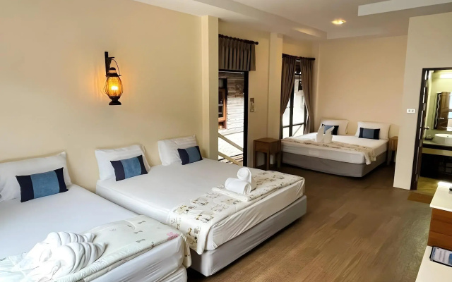 Salakphet Resort