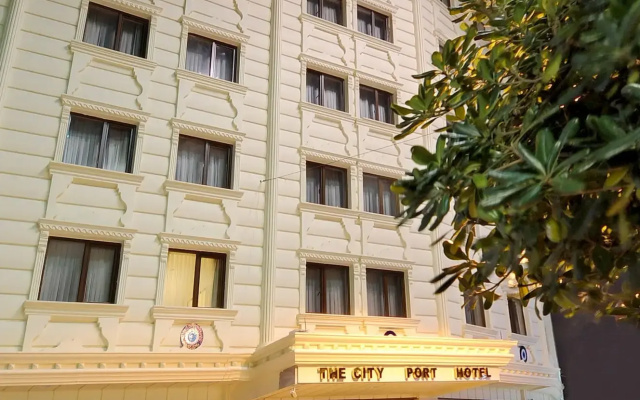 The City Port Hotel