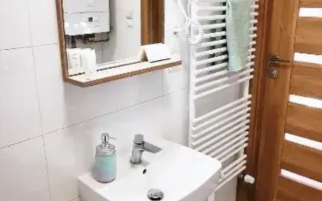 Apartament Miętowy z 2 sypialniami i miejscem parkingowym