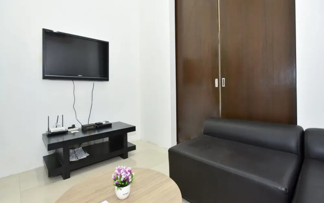 OYO Home 968 Homely 1BR Taragon Puteri
