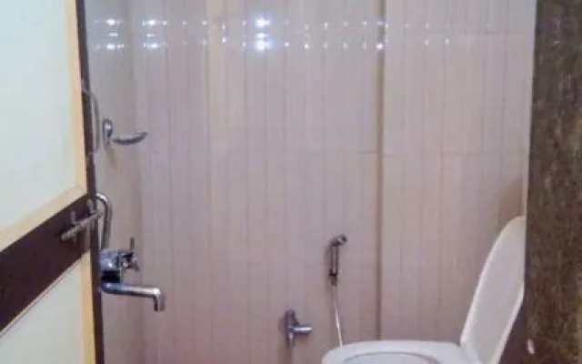 Hotel Golden Dream Lodging
