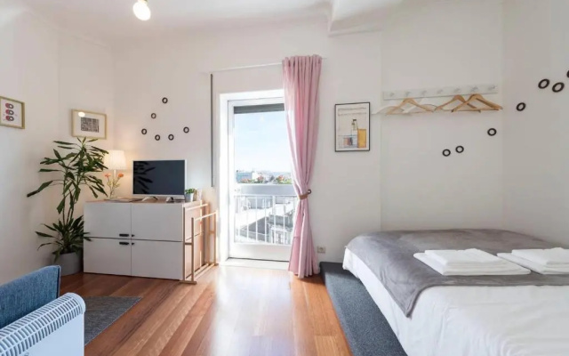 SP199 Flat by