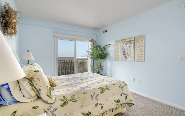 Playa Flamingo 104 2 Bedroom Condo