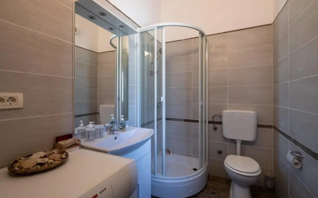 Nice Home in Sumber With Wifi and 3 Bedrooms