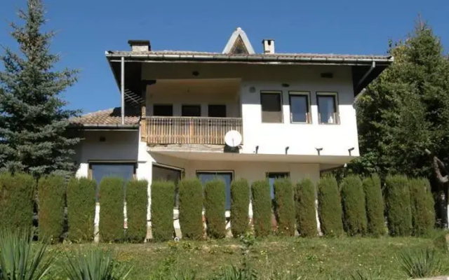 Kiparisite Guest House