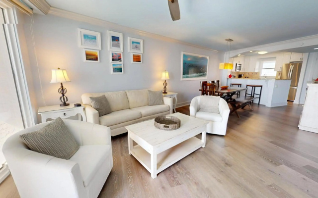 Beachside II 4338
