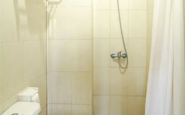 Tuban Torres Accomodation by OYO Rooms