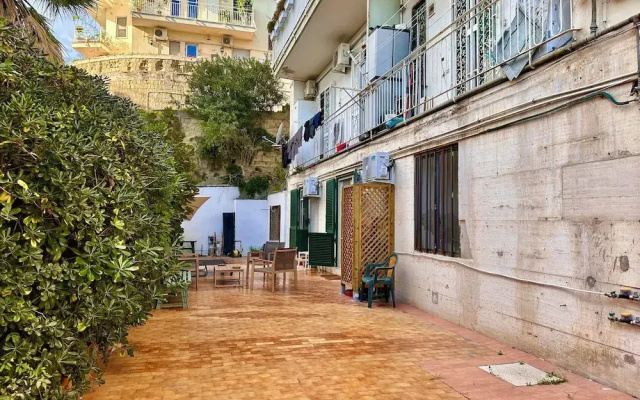 Life in Naples