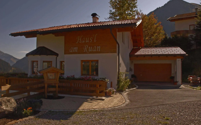 Häus'L Am Ruan