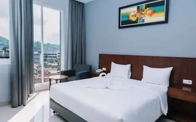 Hotel Grand Kutilang Syariah