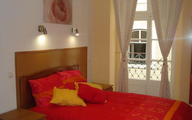 Отель Downtown Guest House Лиссабон комната для гостей