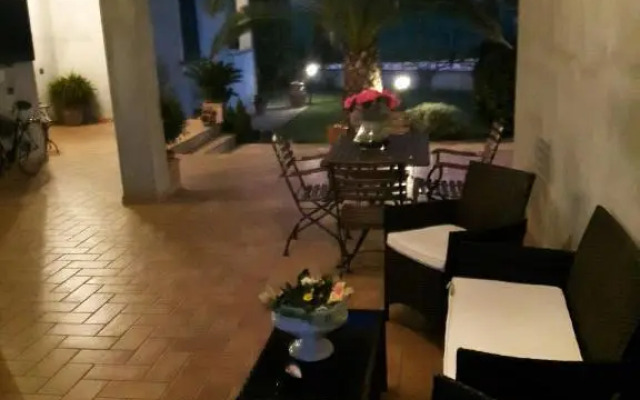 Elisa House