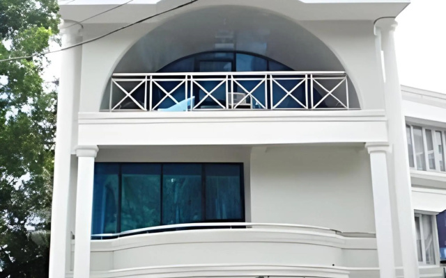 Sree Visakh Hotel