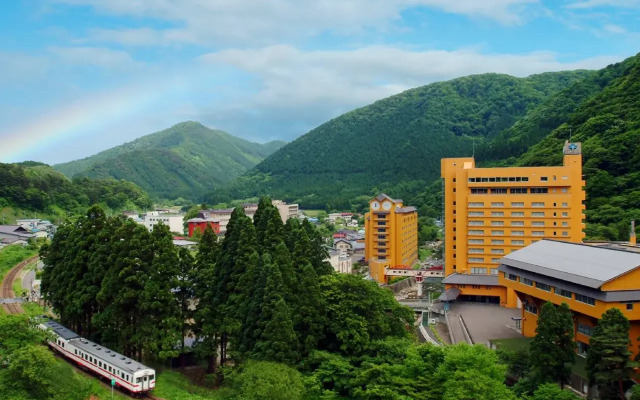 Yuze Hotel