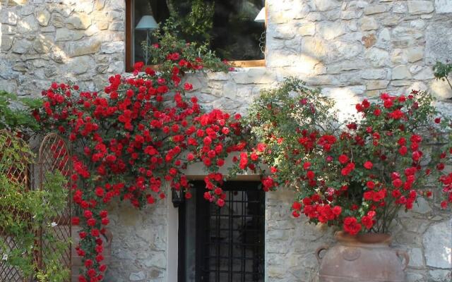 Отель Torre del Falco Италия, Сполето - отзывы, цены и фото номеров - забронировать отель Torre del Falco онлайн вид на фасад