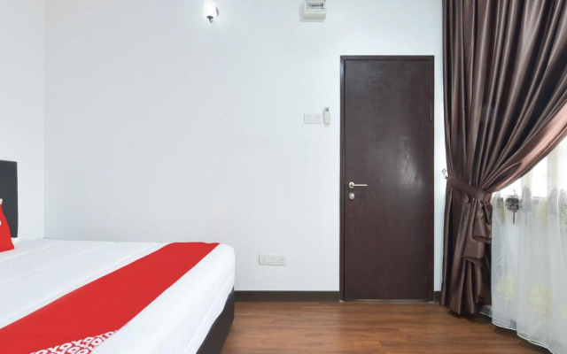 Hotel O Madeena Inn