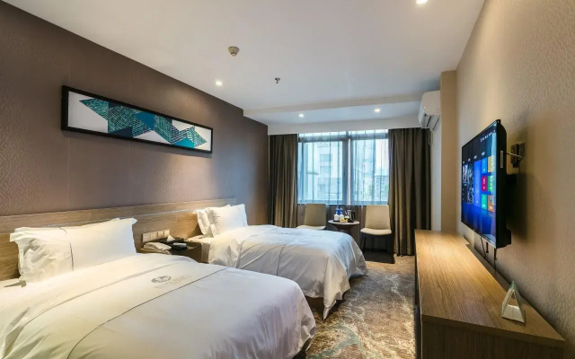 Yingshang Jinyi Hotel (Dade Road Branch)
