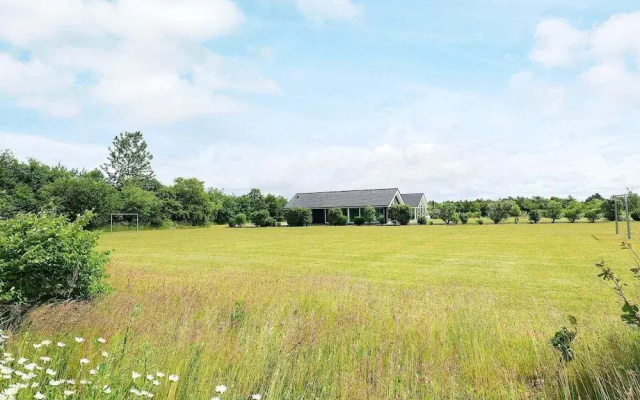 15 Person Holiday Home in Hojslev
