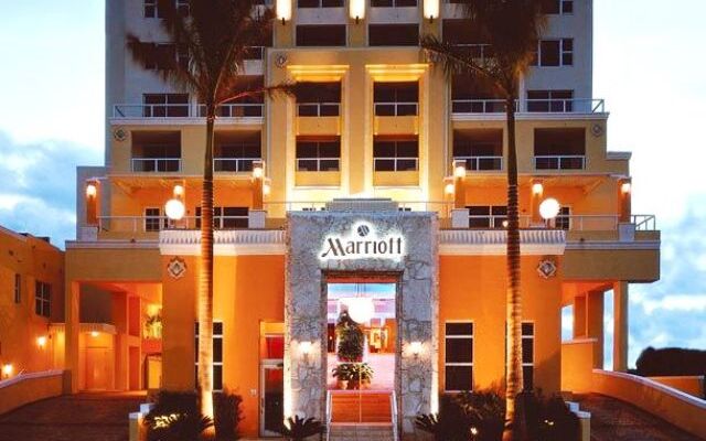Отель Marriott Stanton South Beach вид на фасад