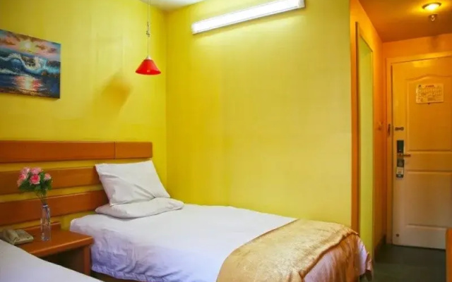 GreenTree Inn ShangHai Jingan District Middle YanChang Road HuTai Road Express Hotel