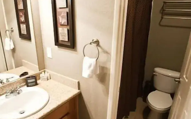 Hangout By Signature Vacation Rentals