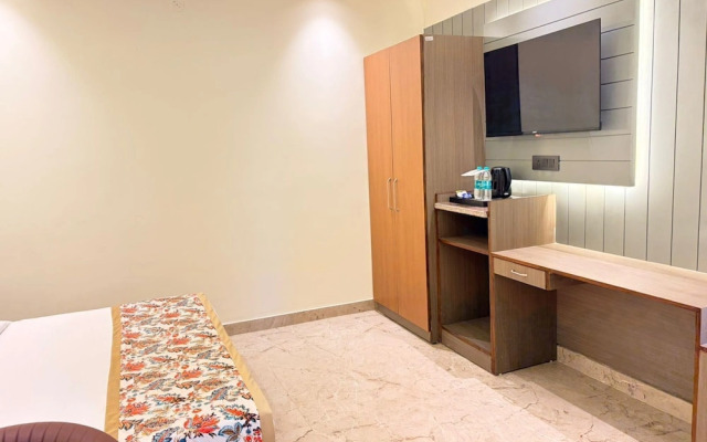 The Prominence Premium Hotel & Banquet
