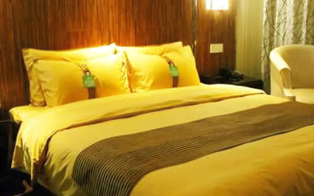 Meisu · Huāqiǎo Hotel (Xuancheng High-Speed Railway Station Guogou Plaza Branch)