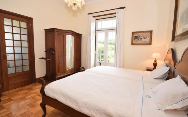 Lush Mansion In Aldeia Galega With Private Pool