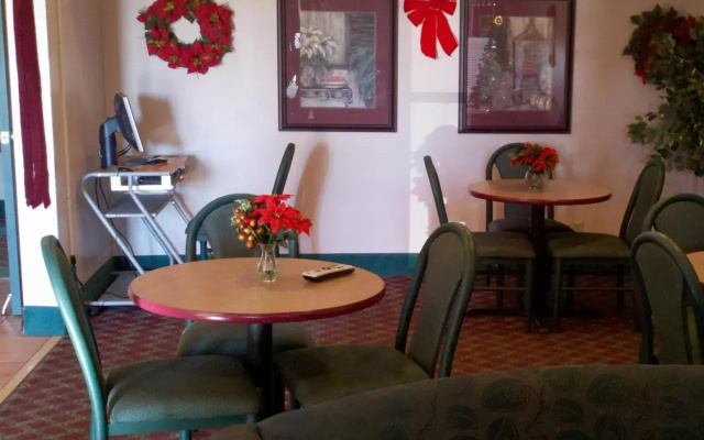 Oakland Inn
