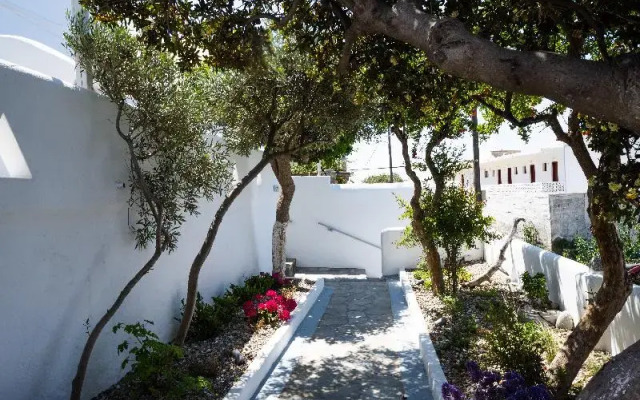 Zisis Pension