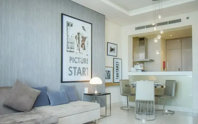 Luxury 1BR Burj Khalifa Panoramic view