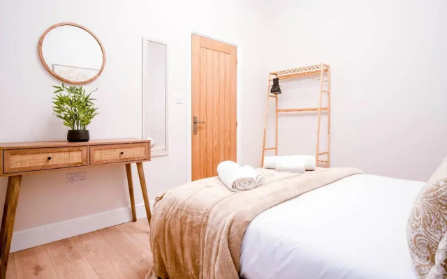 Seascape Retreat - 3 Bedroom Flat - Porthcawl