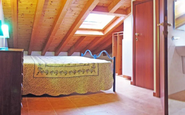 Great and Colourful Apartment Near Bardolino