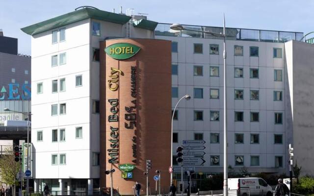 Hotel Reseda вид на фасад
