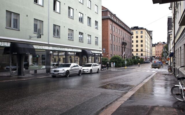 Апартаменты Forenom Serviced Apartments Helsinki Albertinkatu вид на фасад