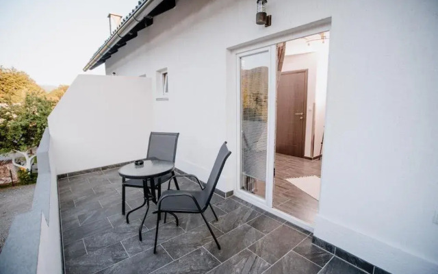 House Karakas