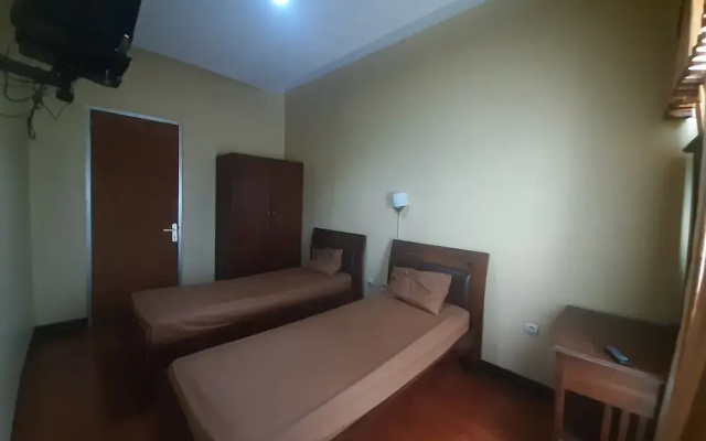 Simpang Lima Apartel