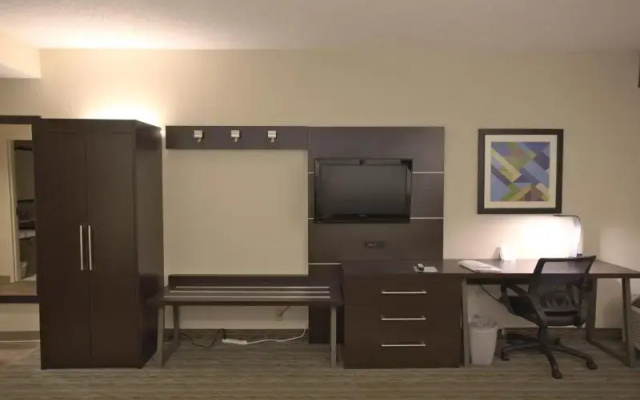 Holiday Inn Express Anderson I 85(Exit 27 Highway