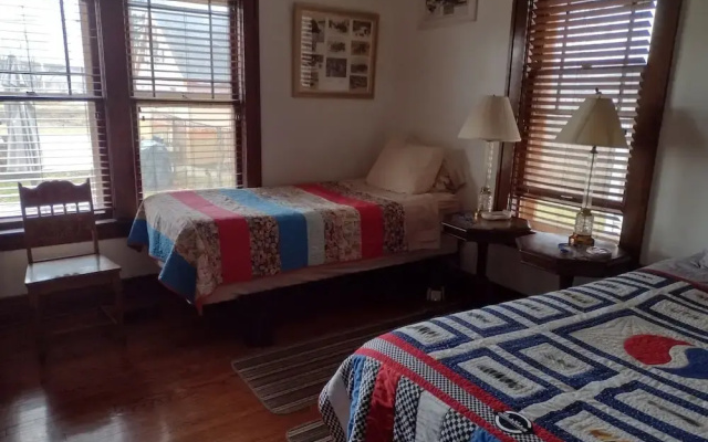 The Avanti House