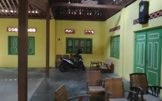 Homestay Joglo Sudiatmojo