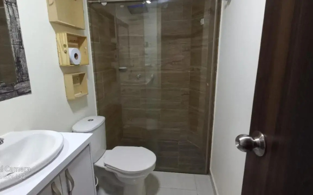 Apartamento con excelente ubicación.