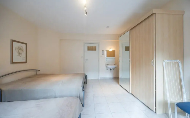 Apartment With 1 Bedroom and Direct sea View