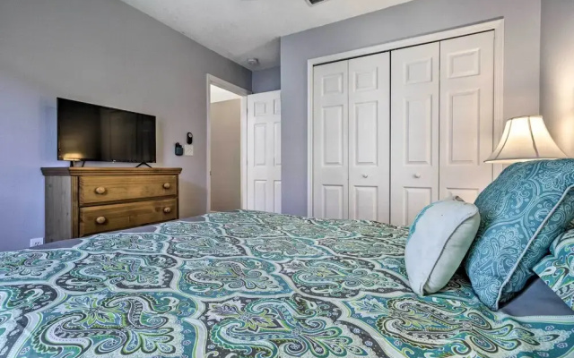 Charming Kissimmee Retreat w/ Pool & Lanai!